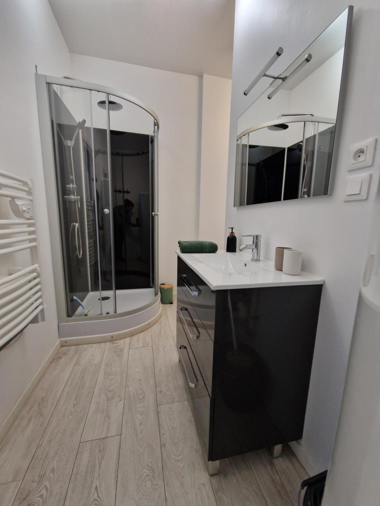 Les Appartements De Lucie Eaux-Bonnes Eksteriør bilde